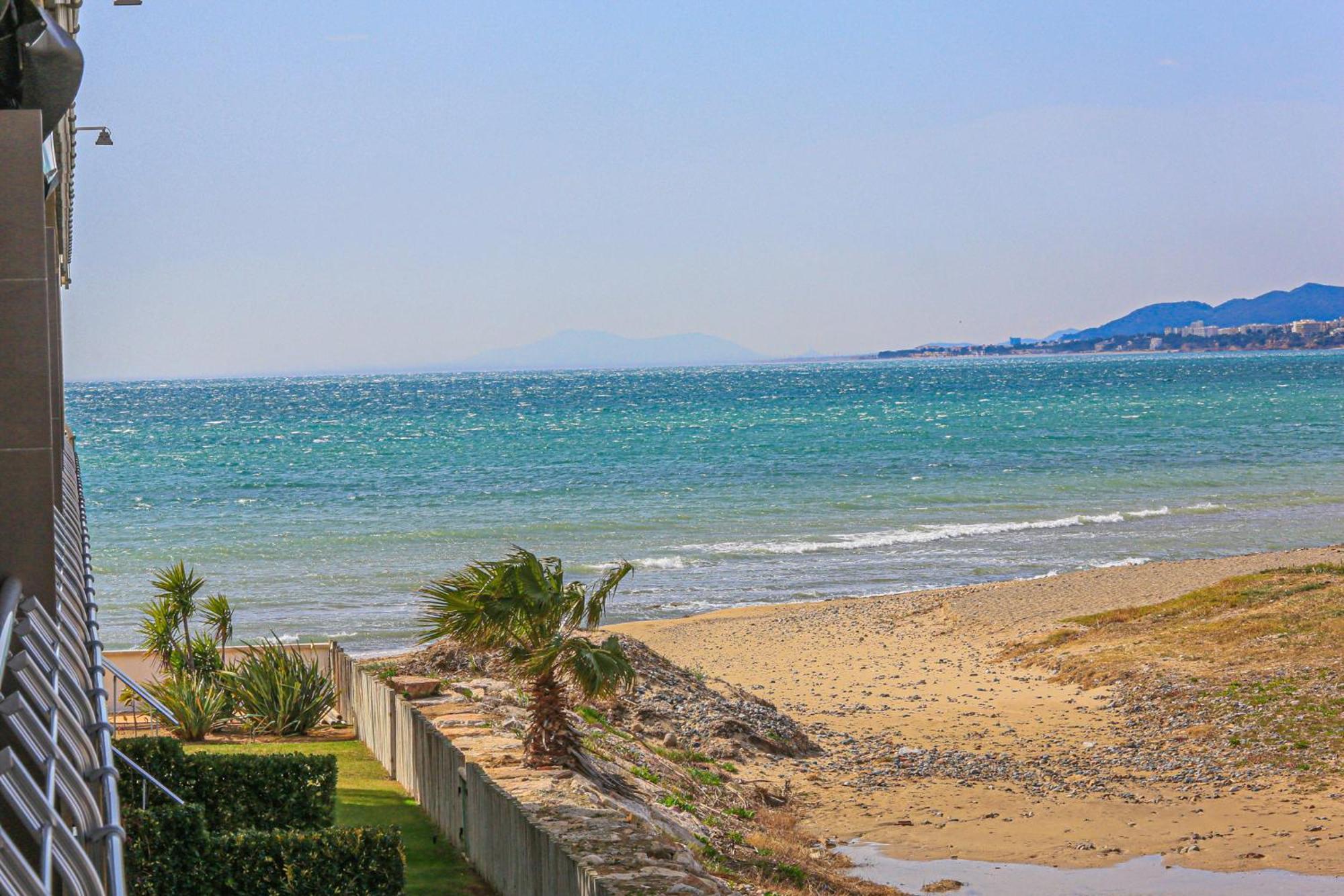 Apartamento Di Mare Litoral Costa Dorada Mont-Roig del Camp Exterior foto