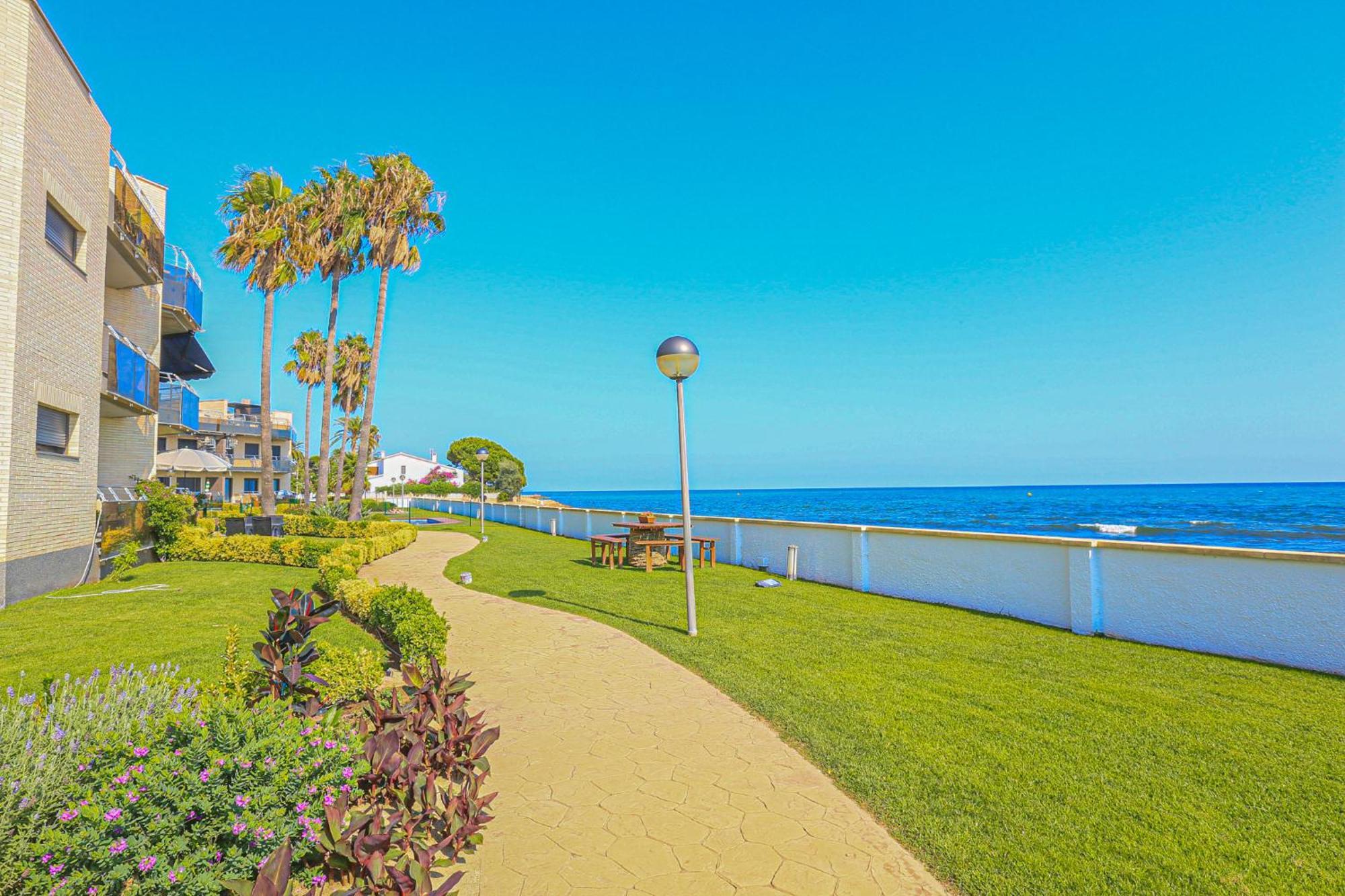 Apartamento Di Mare Litoral Costa Dorada Mont-Roig del Camp Exterior foto