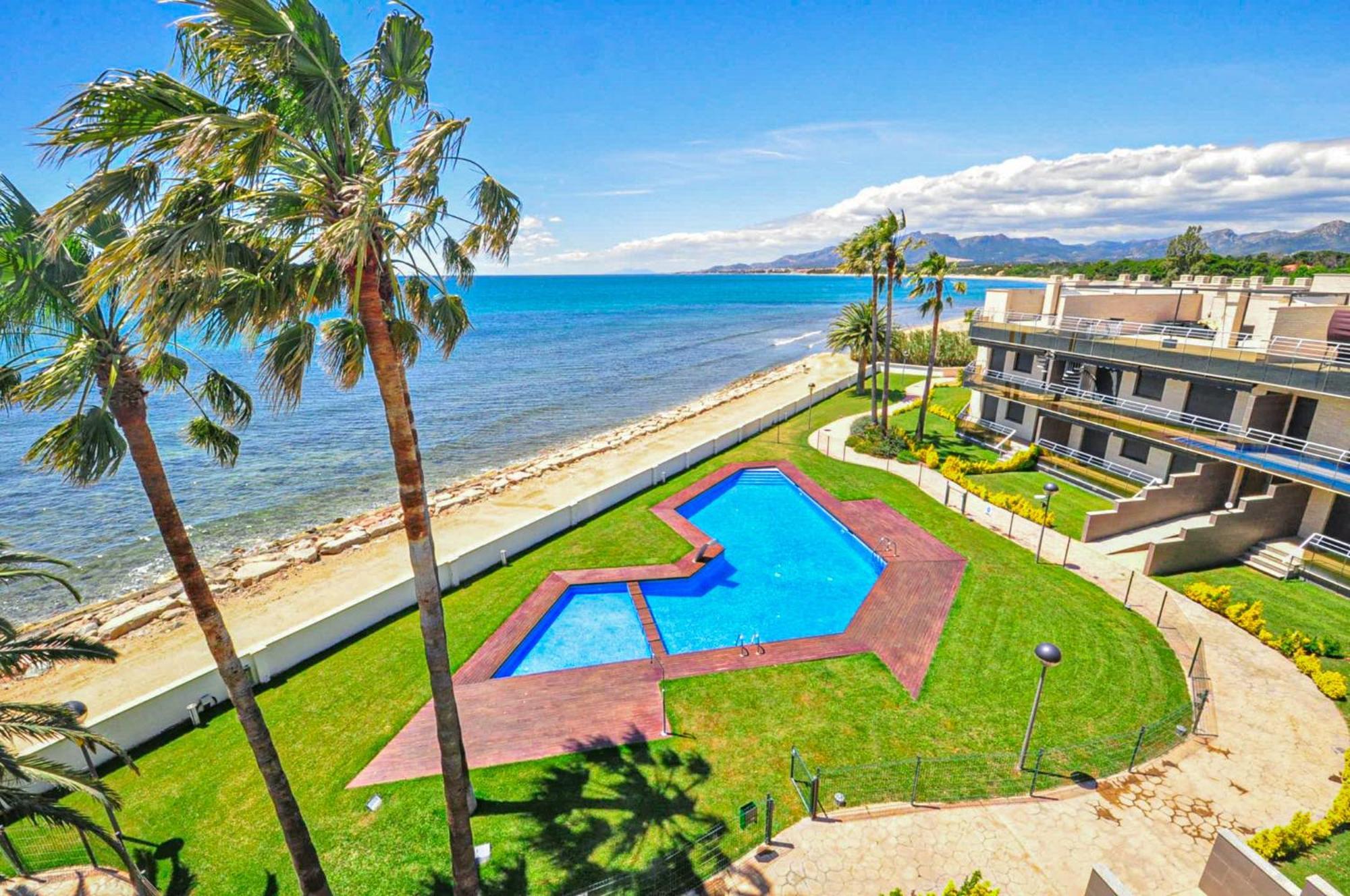 Apartamento Di Mare Litoral Costa Dorada Mont-Roig del Camp Exterior foto